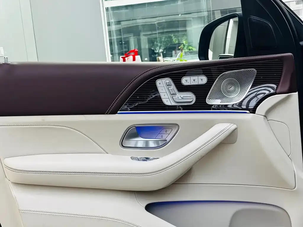 Mercedes-Benz GLS 2023 из CN, фото 5