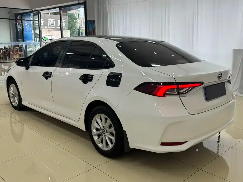 Toyota Corolla 2021 из CN, фото 4