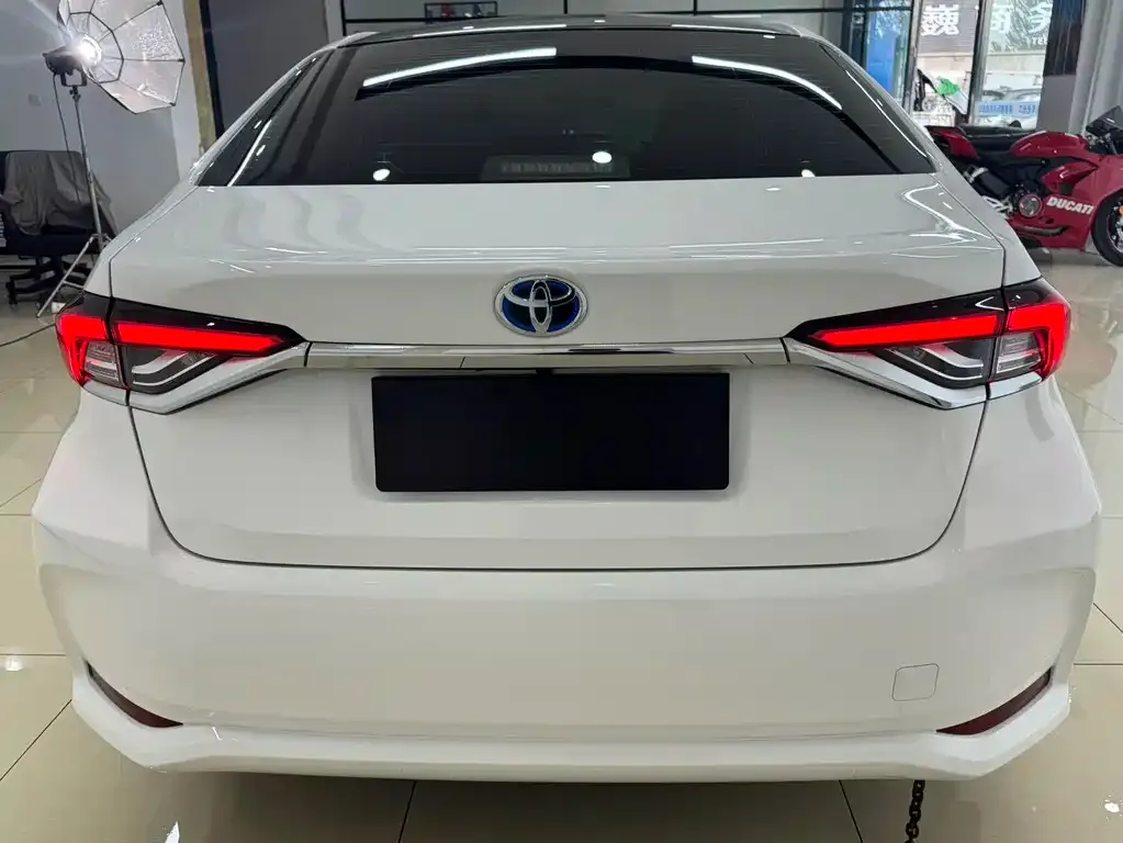 Toyota Corolla 2021 из CN, фото 5