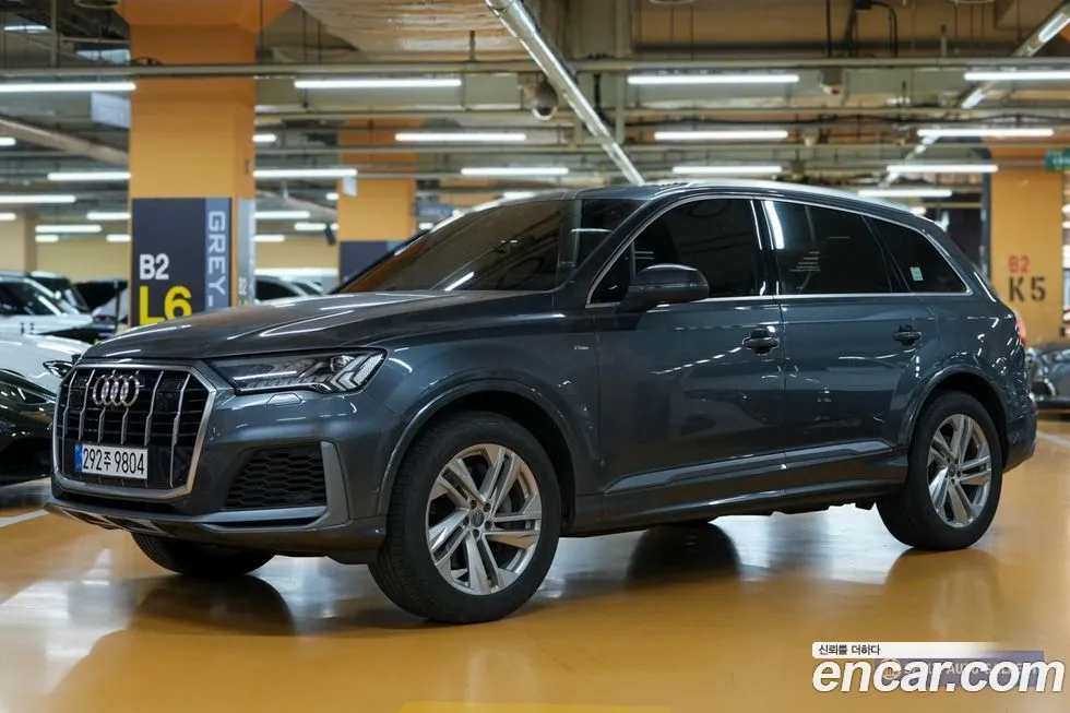 Audi Q7 2021 из KR, фото 1