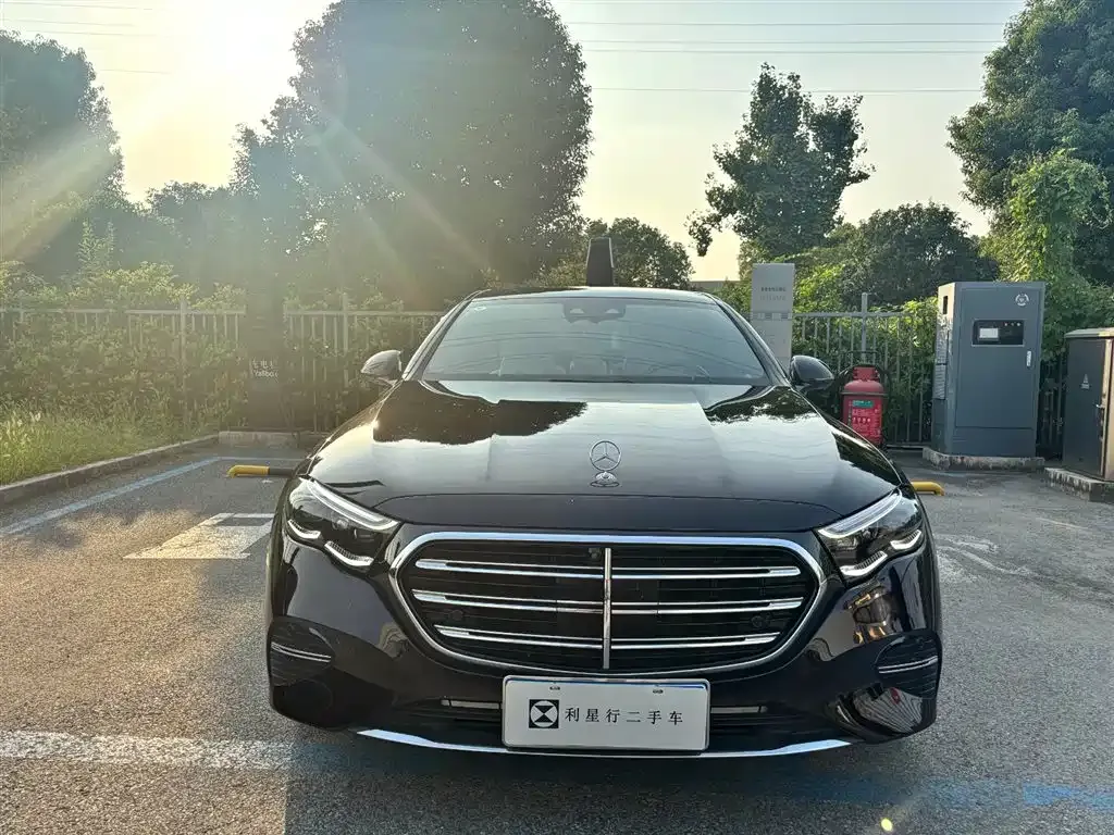 Mercedes-Benz E-Class 2023 из CN, фото 5