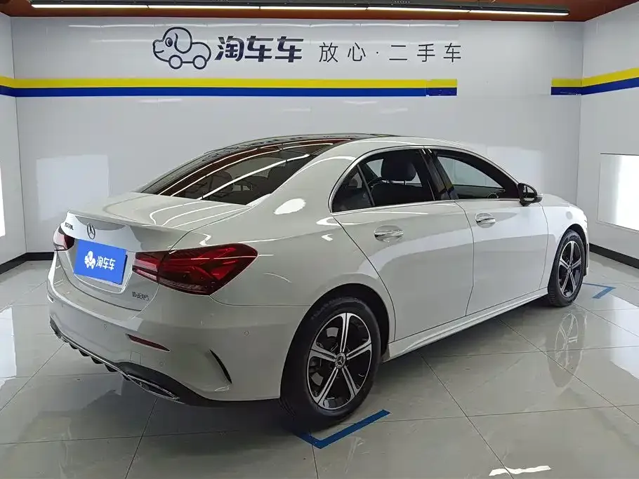 Mercedes-Benz A-Class 2023 из CN, фото 3