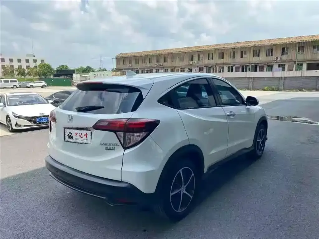 Honda Vezel 2021 из CN, фото 5