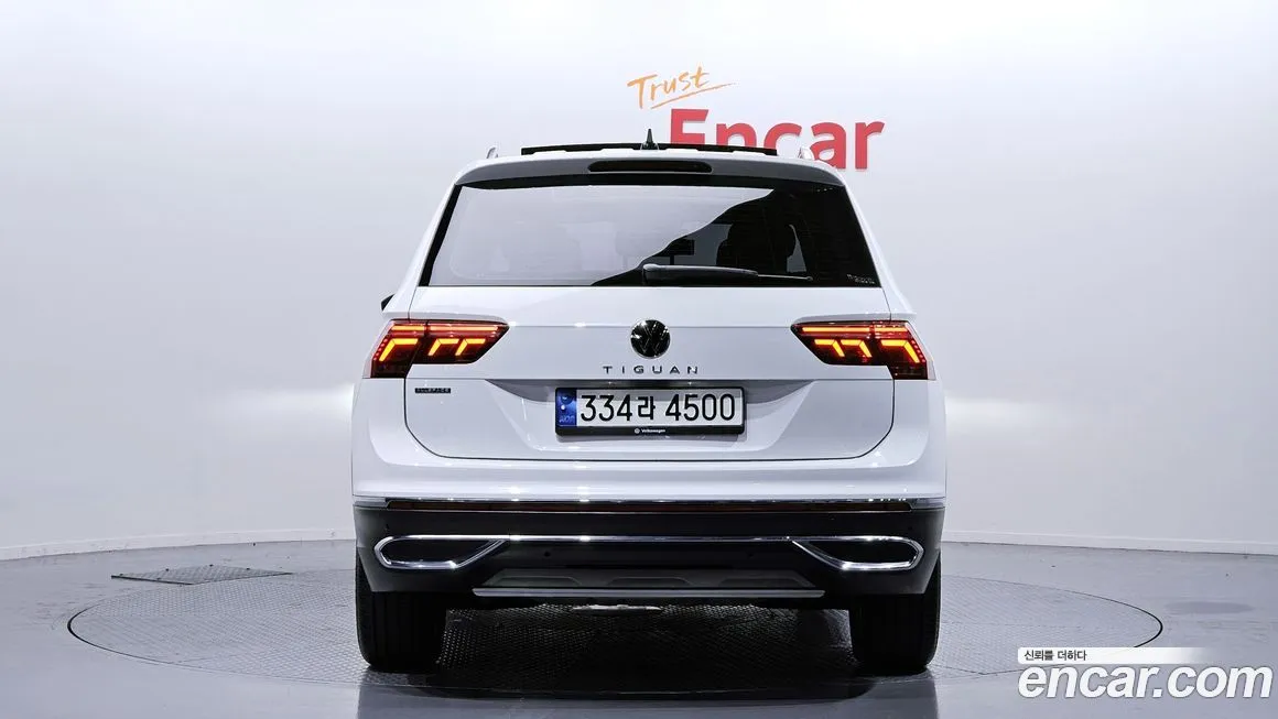 Volkswagen Tiguan — фото 4