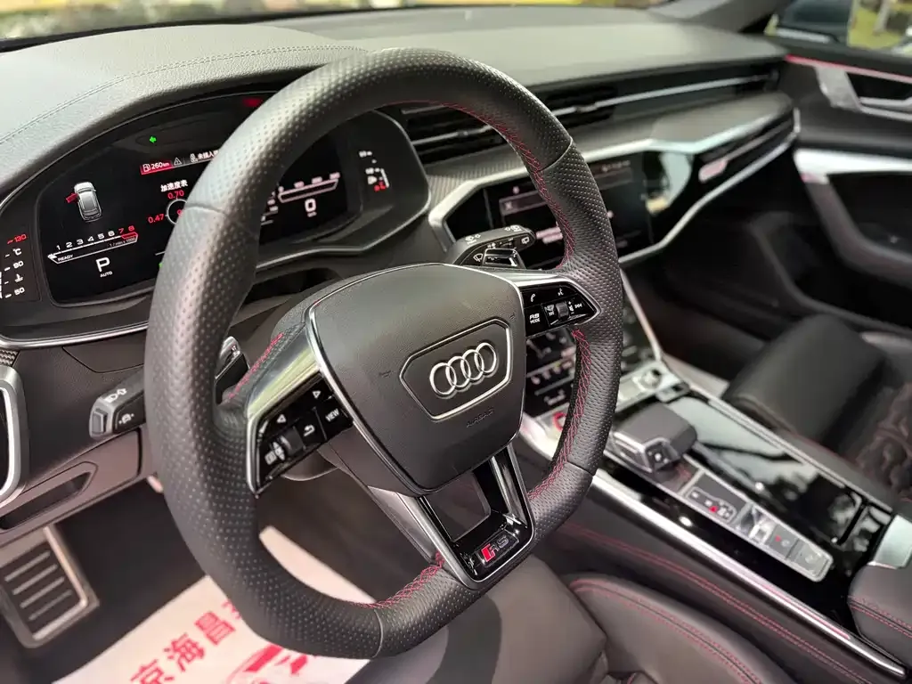 Audi RS 6 2021 из CN, фото 7