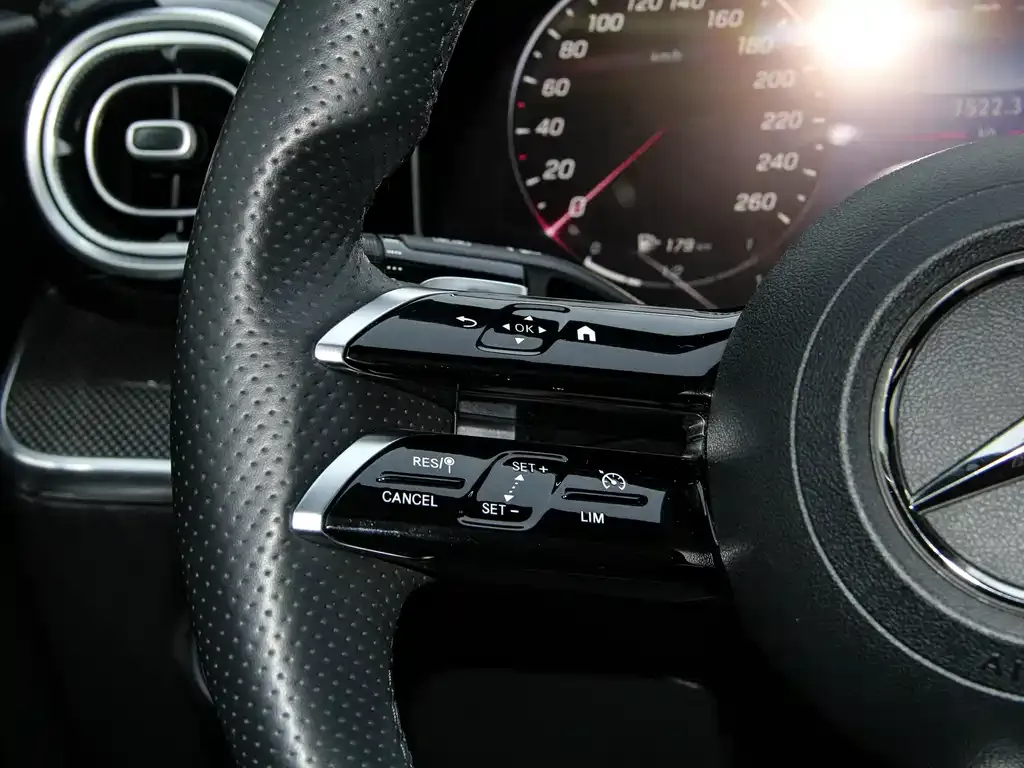 [object Object] C-Class 2022 из CN, фото 10