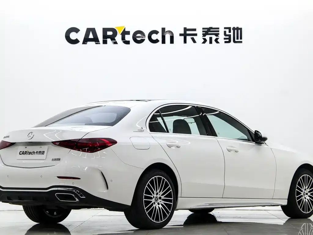 [object Object] C-Class 2022 из CN, фото 3