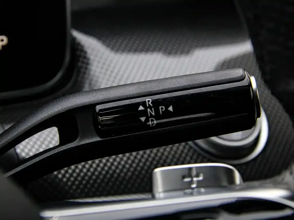 [object Object] C-Class 2022 из CN, фото 7