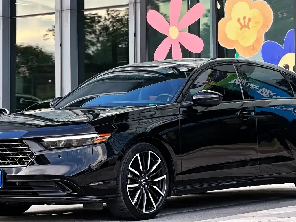Honda Accord — фото 3