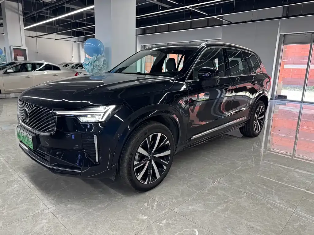 Volvo XC90 PHEV 2025 из CN, фото 1