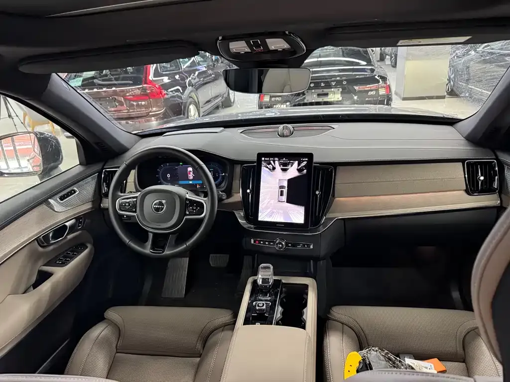 Volvo XC90 PHEV 2025 из CN, фото 7