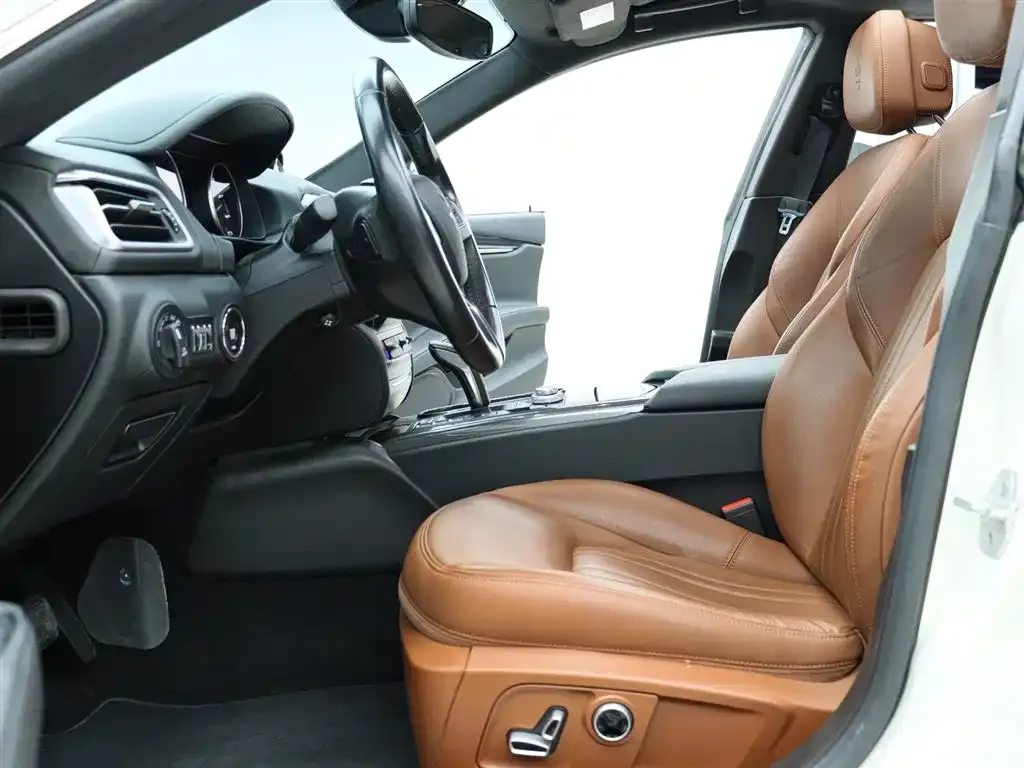 Maserati Ghibli 2022 из CN, фото 2