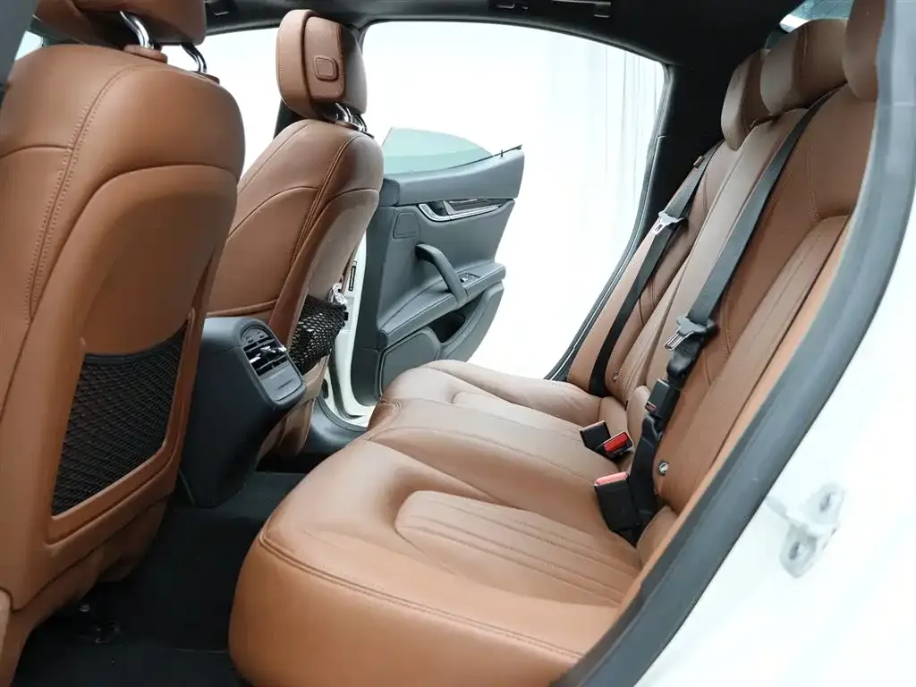 Maserati Ghibli 2022 из CN, фото 7
