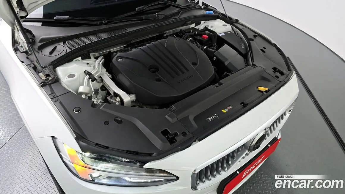 Volvo S90 2023 из KR, фото 6