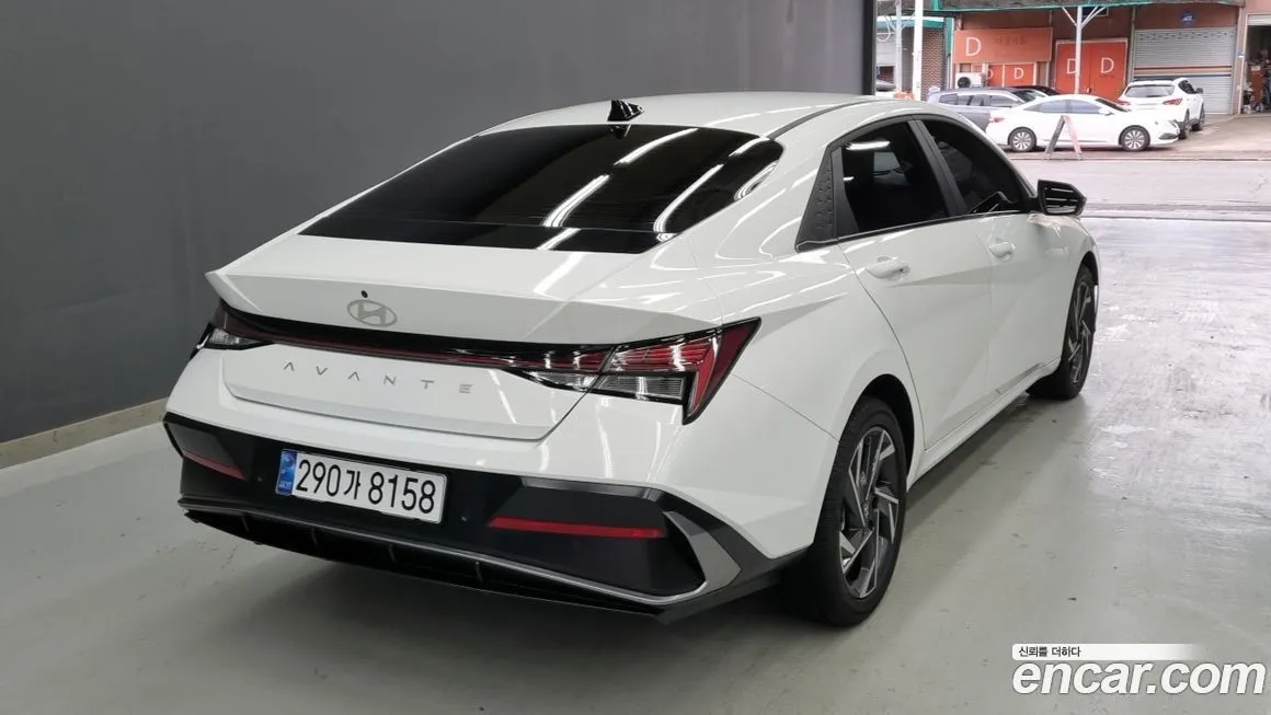 Hyundai AVANTE — фото 2