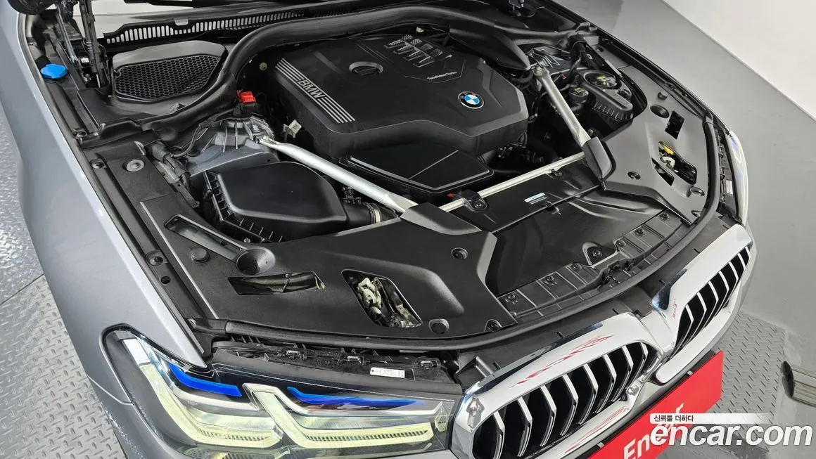 BMW 5-Series 2023 из KR, фото 6