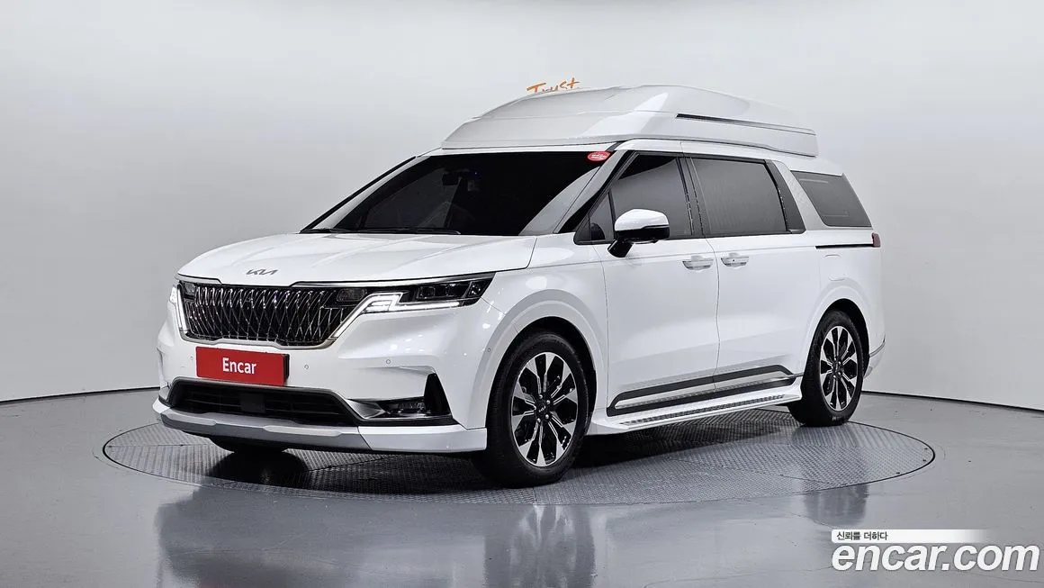 Kia Carnival — фото 1