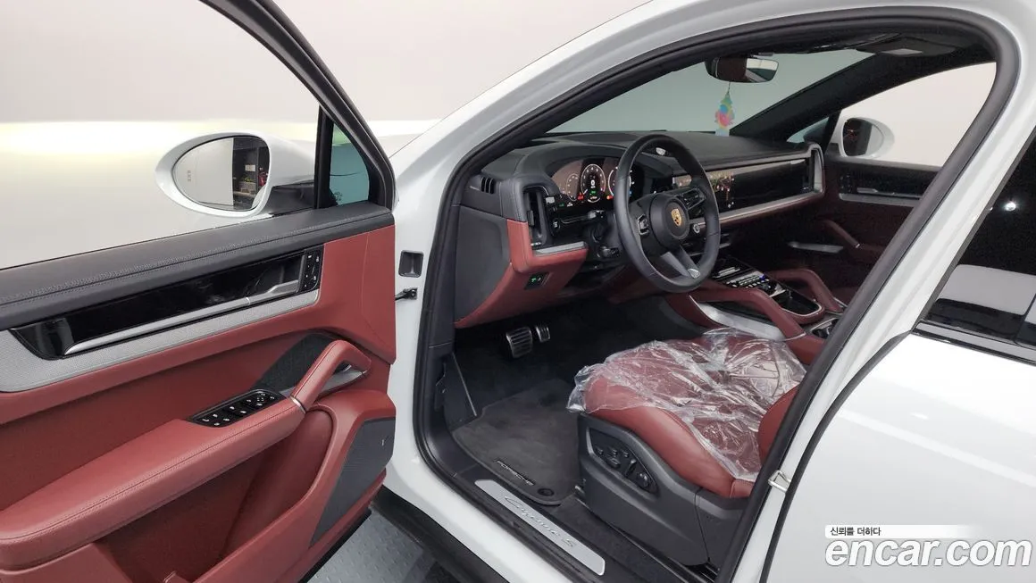 Porsche Cayenne 2024 из KR, фото 10