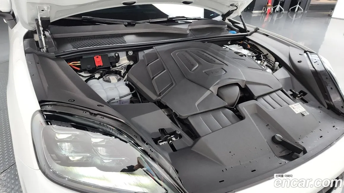 Porsche Cayenne 2024 из KR, фото 6