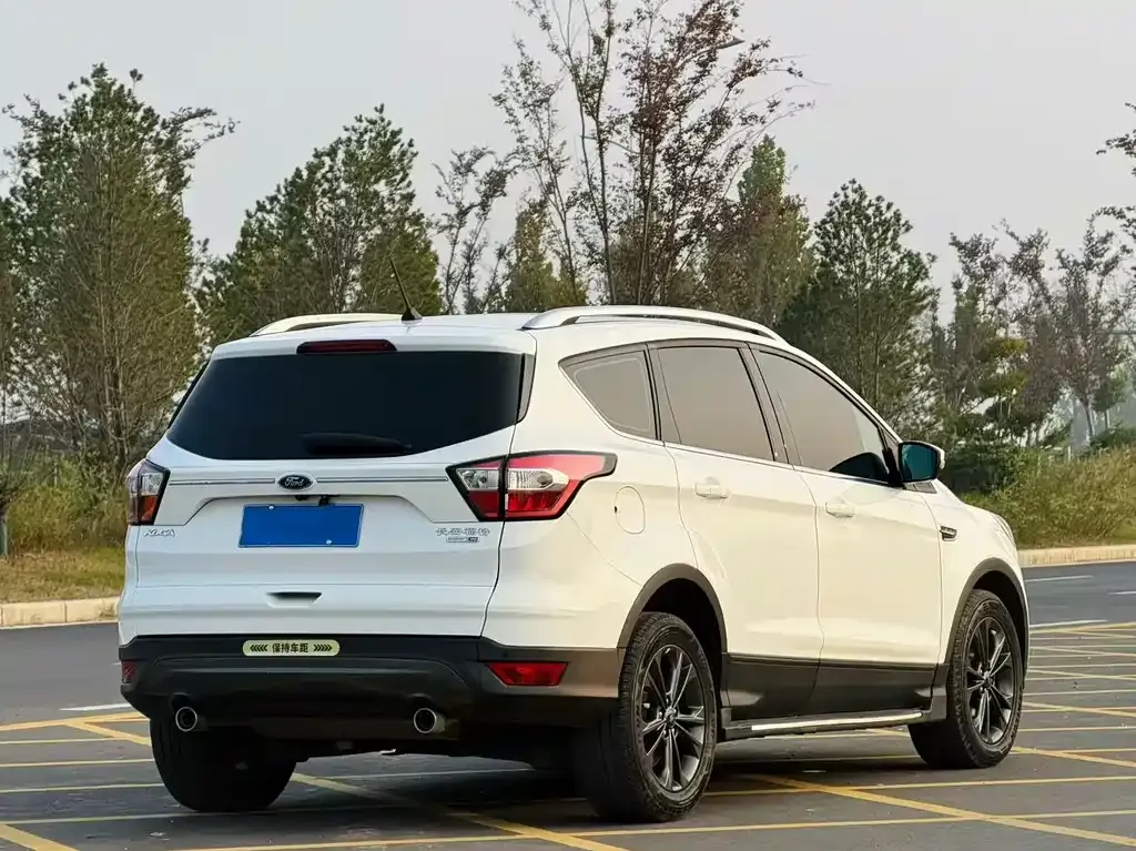 Ford Kuga 2021 из CN, фото 7