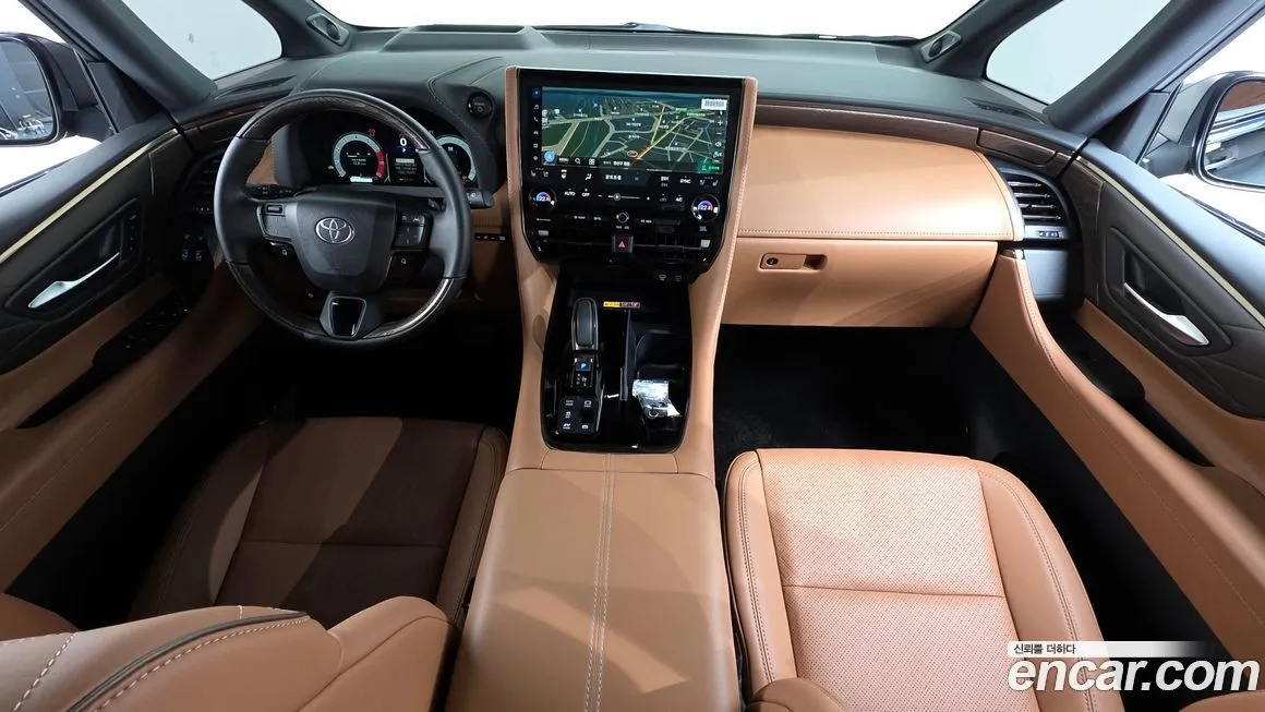 Toyota Alphard — фото 7