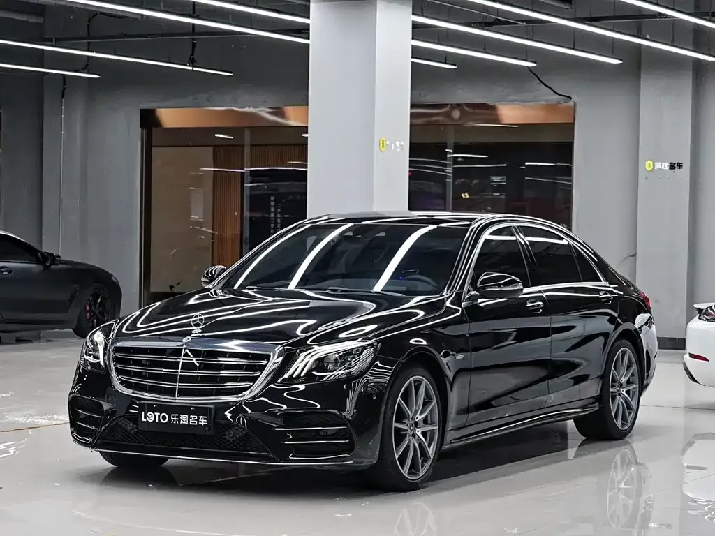 Mercedes-Benz S-Class — фото 1