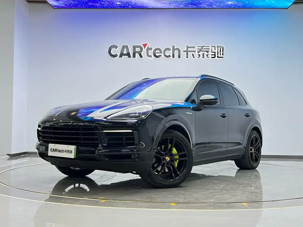 Porsche Cayenne Hybrid — фото 1