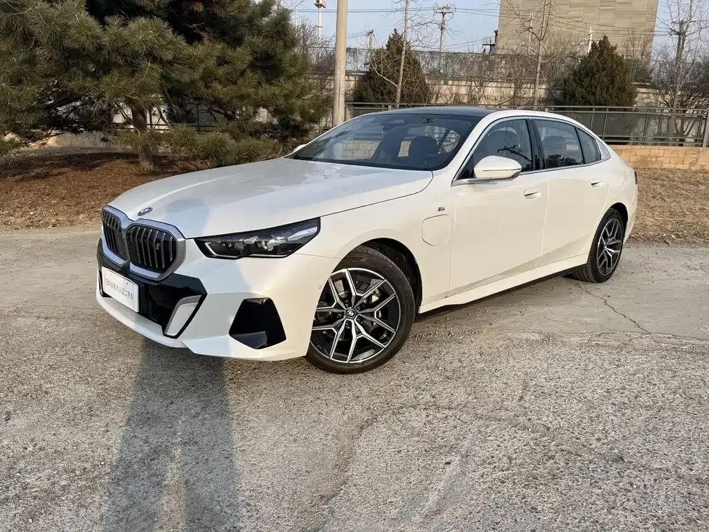 BMW i5 2024 из CN, фото 1