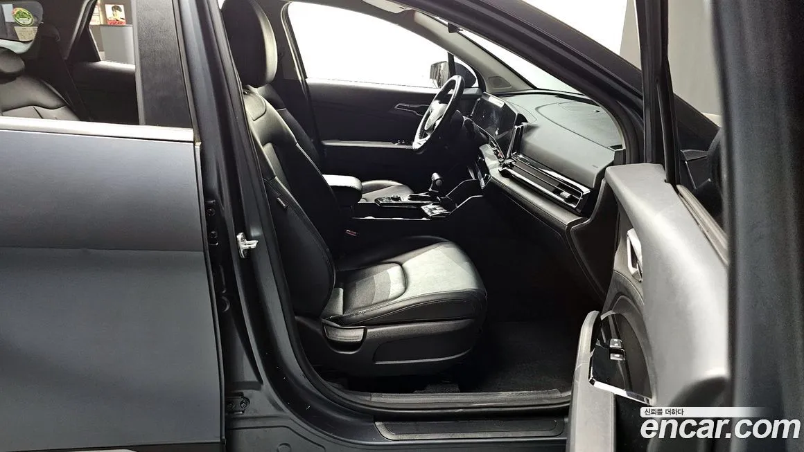 Kia Sportage — фото 10