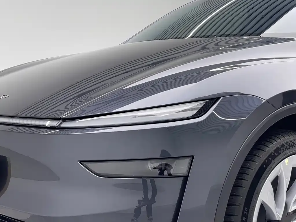 Tesla Model Y 2025 из CN, фото 10
