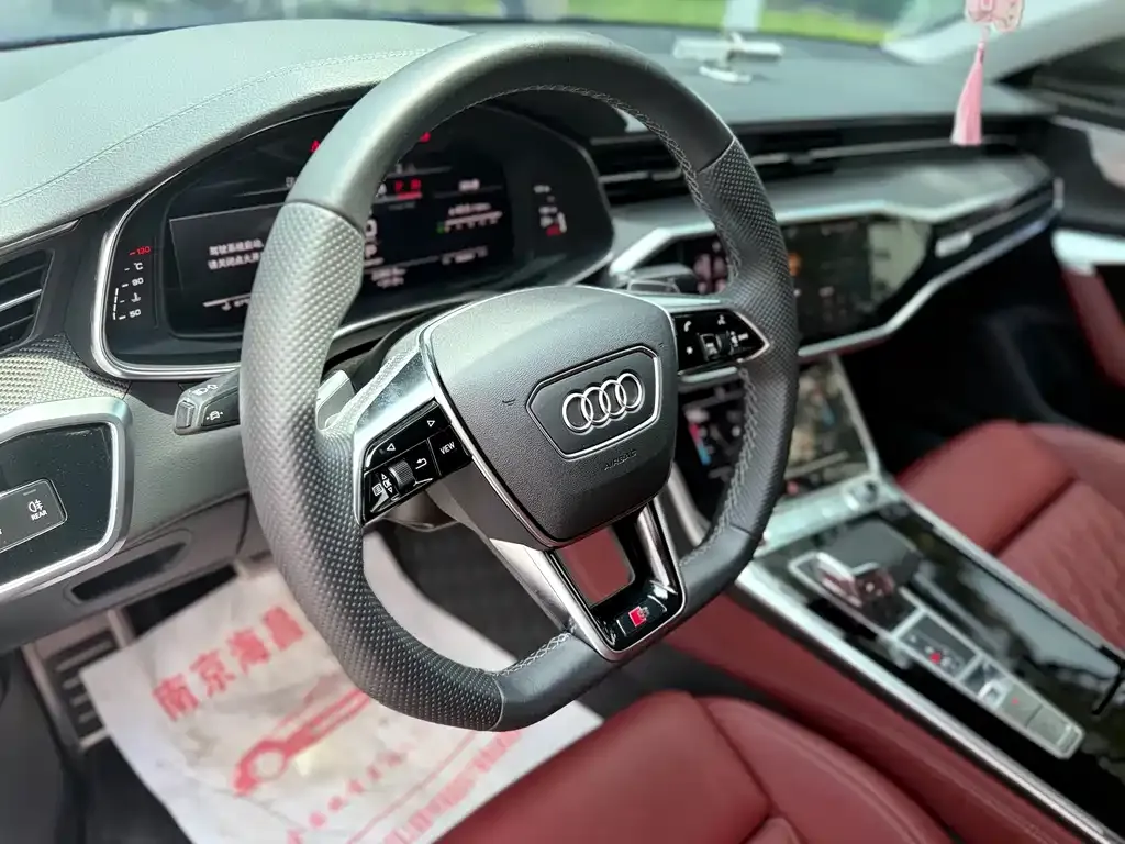 Audi S7 2021 из CN, фото 7