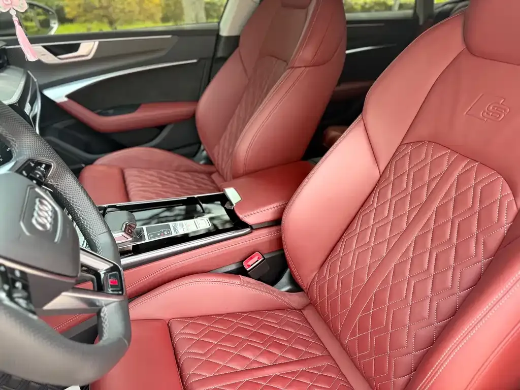 Audi S7 2021 из CN, фото 8