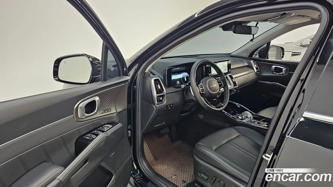 Kia Sorento — фото 10