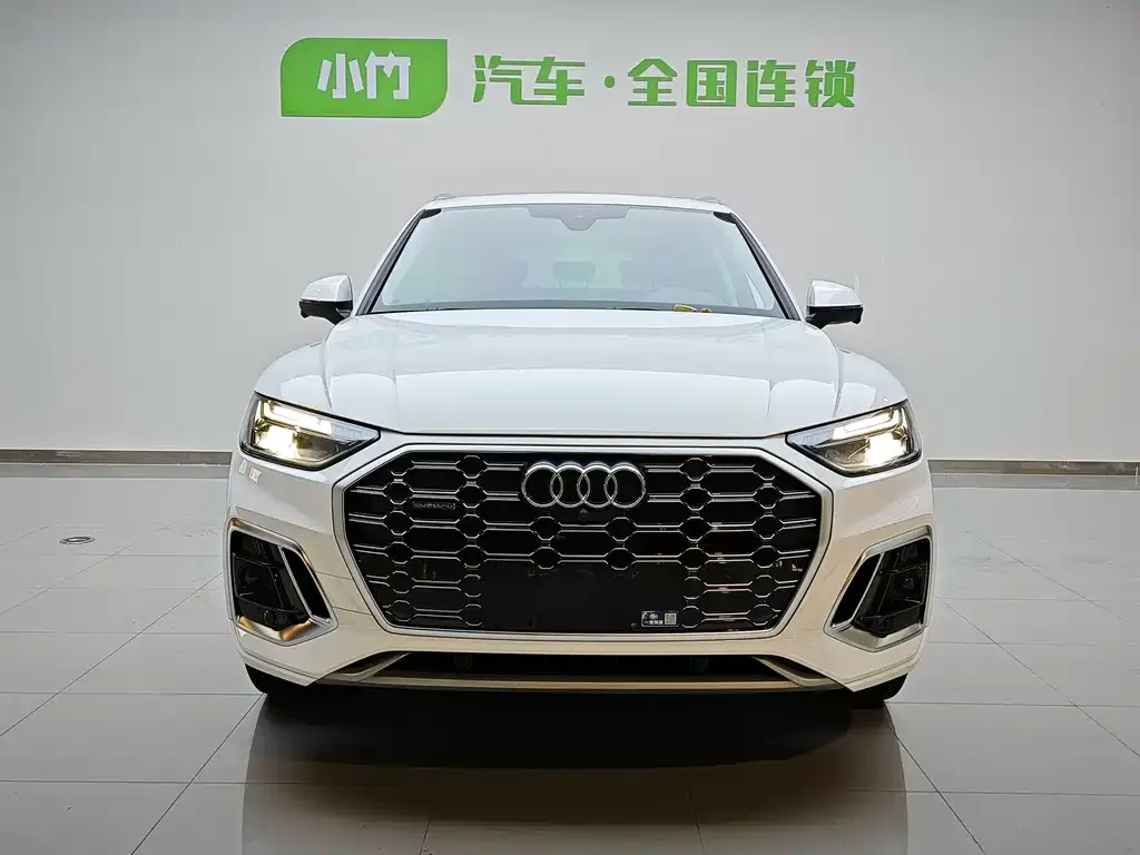 Audi Q5L 2021 из CN, фото 2
