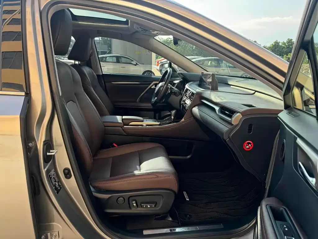 Lexus RX 2022 из CN, фото 6