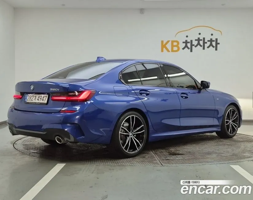 BMW 3-Series 2022 из KR, фото 5