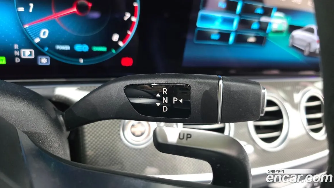 Mercedes-Benz E-Class 2021 из KR, фото 9