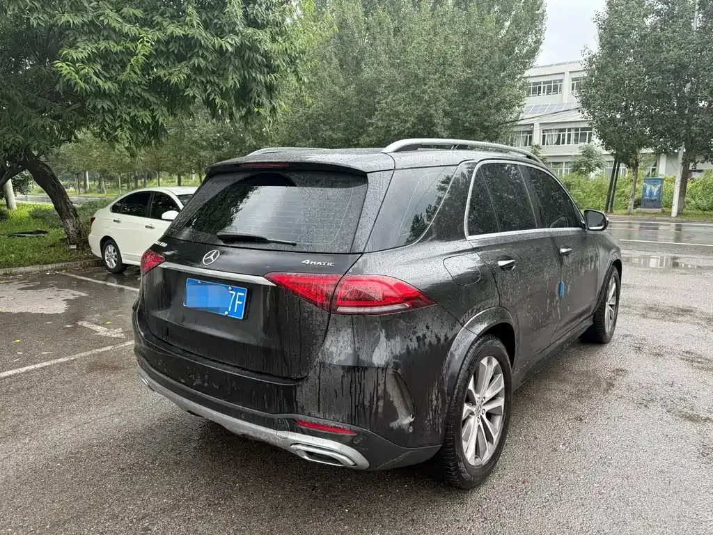 Mercedes-Benz GLE — фото 7