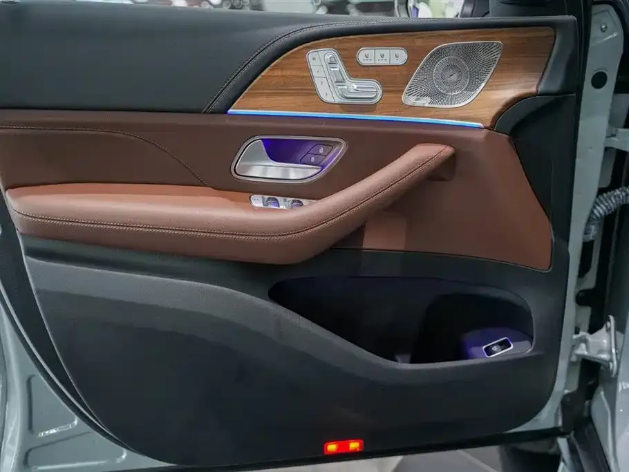 Mercedes-Benz GLS 2024 из CN, фото 8