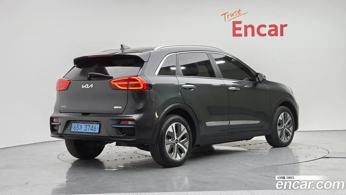 Kia Niro 2022 из KR, фото 2