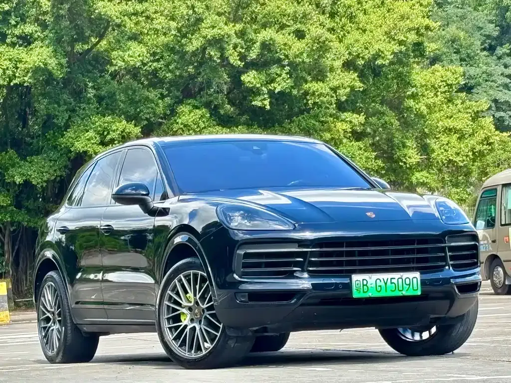 Porsche Cayenne Hybrid — фото 3