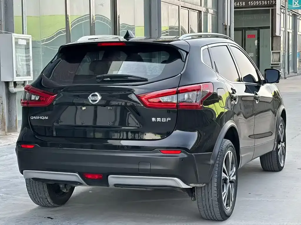 Nissan Qashqai — фото 6