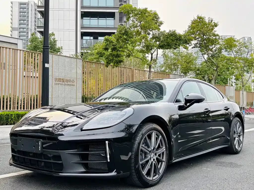 Porsche Panamera 2025 из CN, фото 1