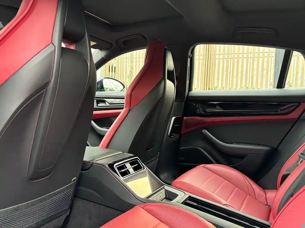Porsche Panamera 2025 из CN, фото 10