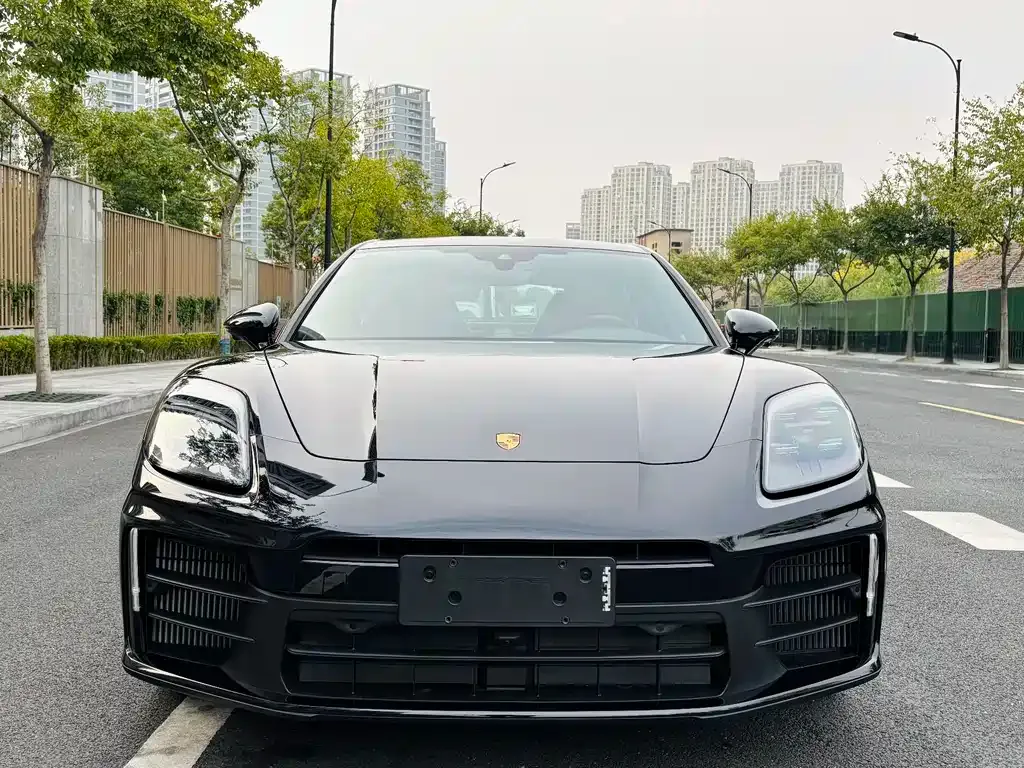 Porsche Panamera 2025 из CN, фото 2