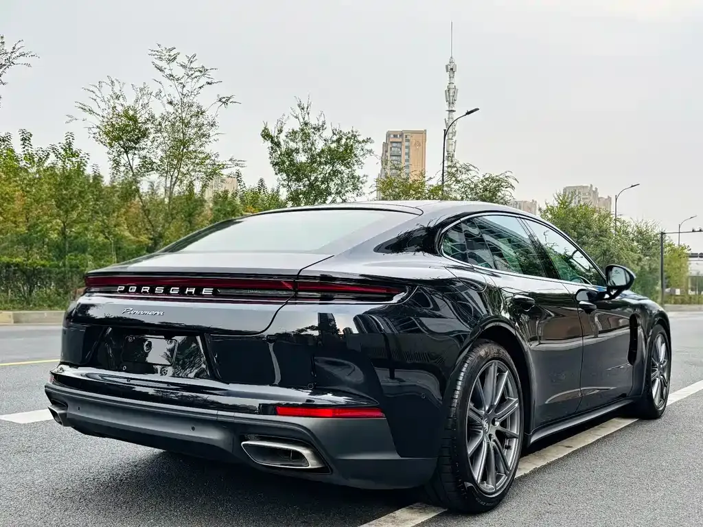 Porsche Panamera 2025 из CN, фото 6