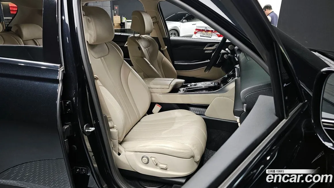 Genesis GV80 — фото 10