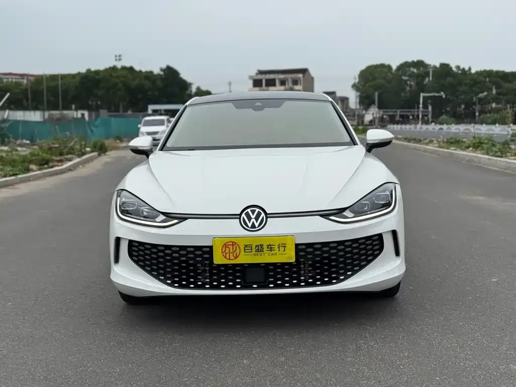 Volkswagen Lamando 2023 из CN, фото 2