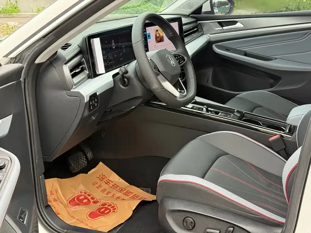 Volkswagen Lamando 2023 из CN, фото 8