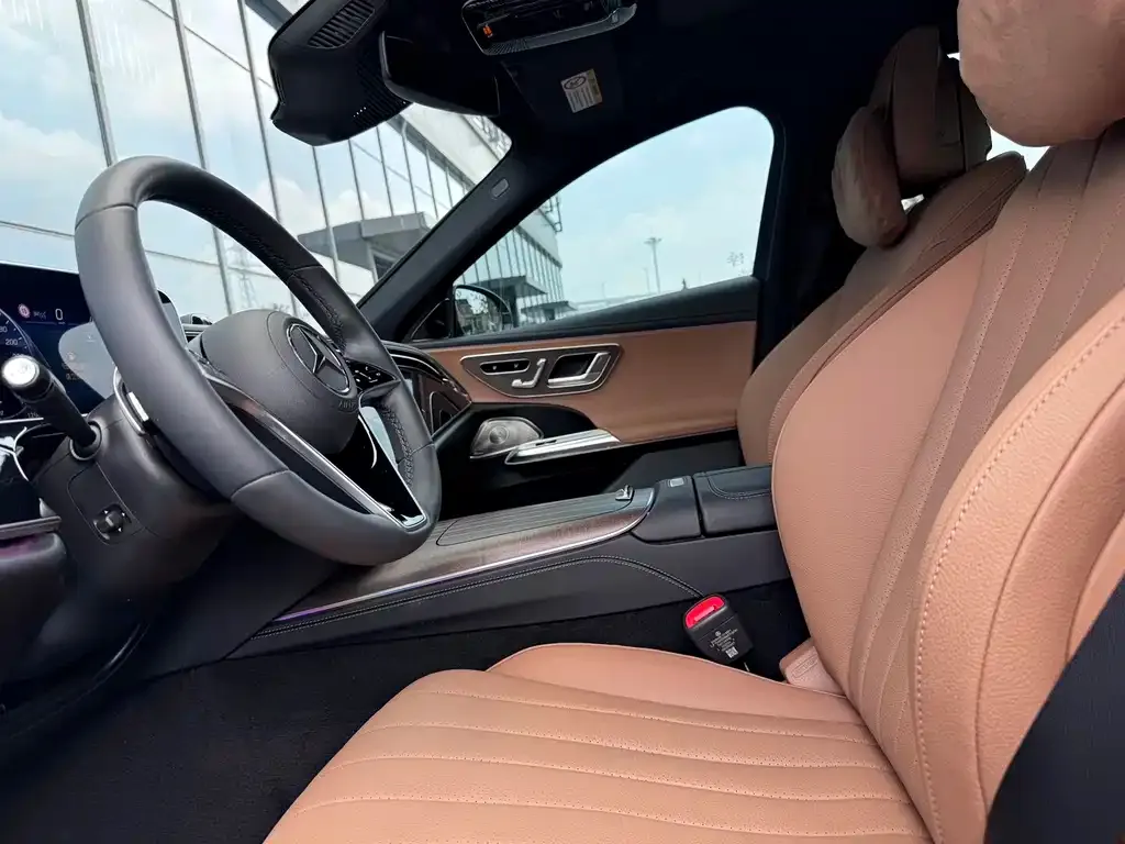 Mercedes-Benz E-Class 2024 из CN, фото 8